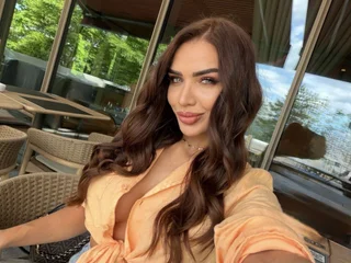 EllaaMayers profile